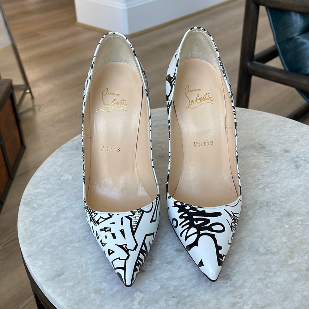 Christian Louboutin So Kate